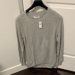 Old Navy ladies Light Gray Crewneck Sweater